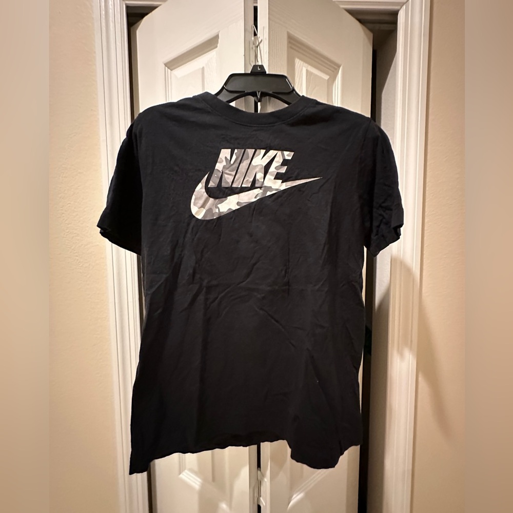 Nike- Camo Swoosh T shirt